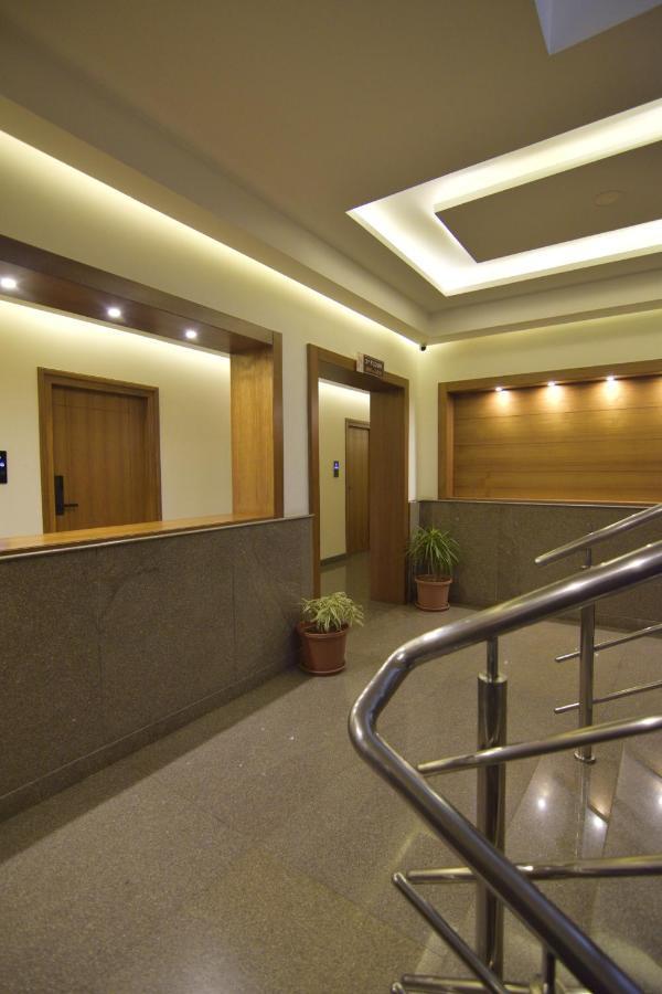 Hotel Dasya - Formerly Nice Stay The Business Hotel Bangalore Dış mekan fotoğraf