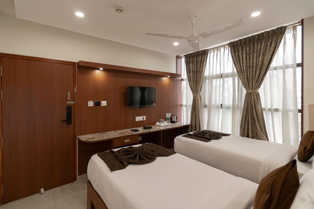 Hotel Dasya - Formerly Nice Stay The Business Hotel Bangalore Dış mekan fotoğraf
