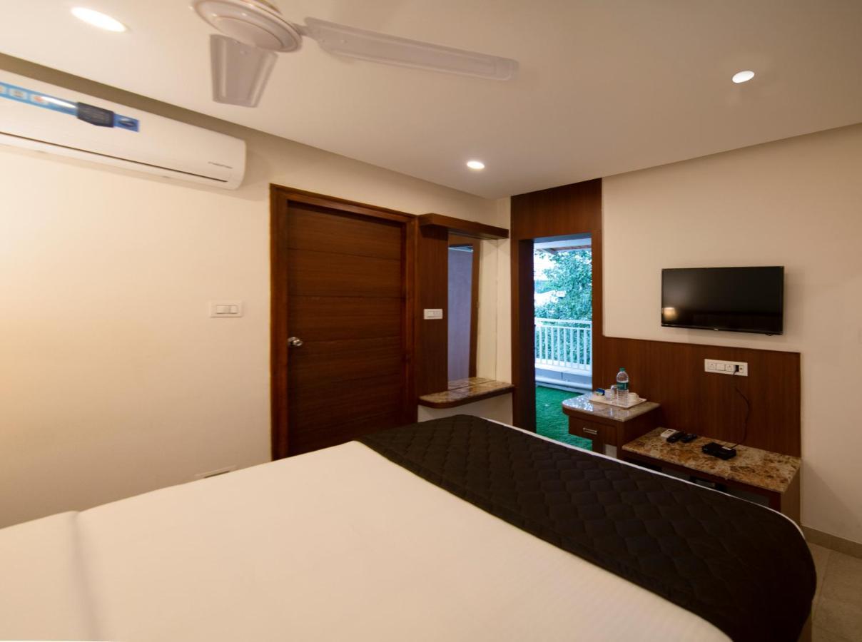 Hotel Dasya - Formerly Nice Stay The Business Hotel Bangalore Dış mekan fotoğraf